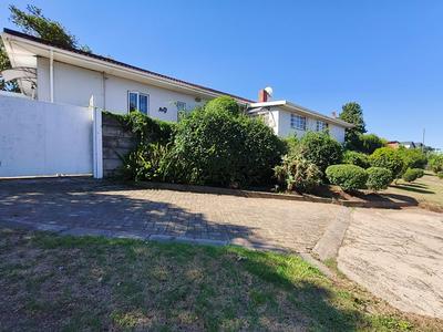 House For Sale in Mthatha Central, Mthatha