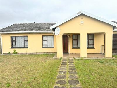 House For Sale in Hillcrest, Mthatha