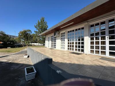 Guest House For Rent in Mthatha Central, Mthatha