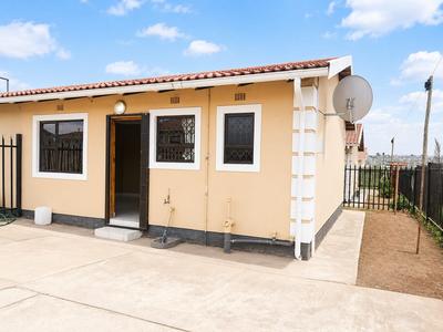 Apartment / Flat For Rent in Ncambedlana, Mthatha