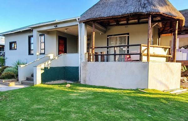 Apartment / Flat For Rent in Mthatha Central, Mthatha