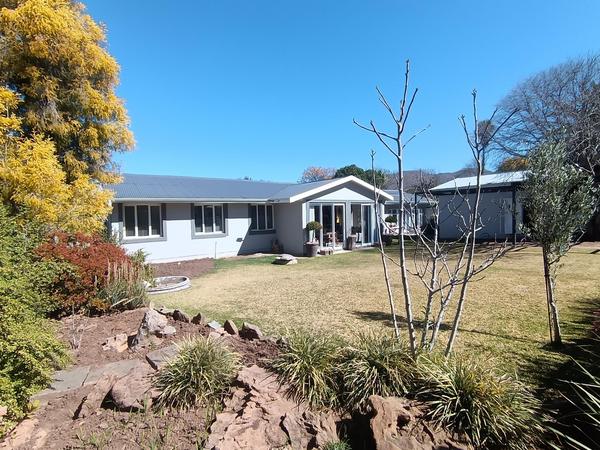 House For Sale in Bergsig, Queenstown